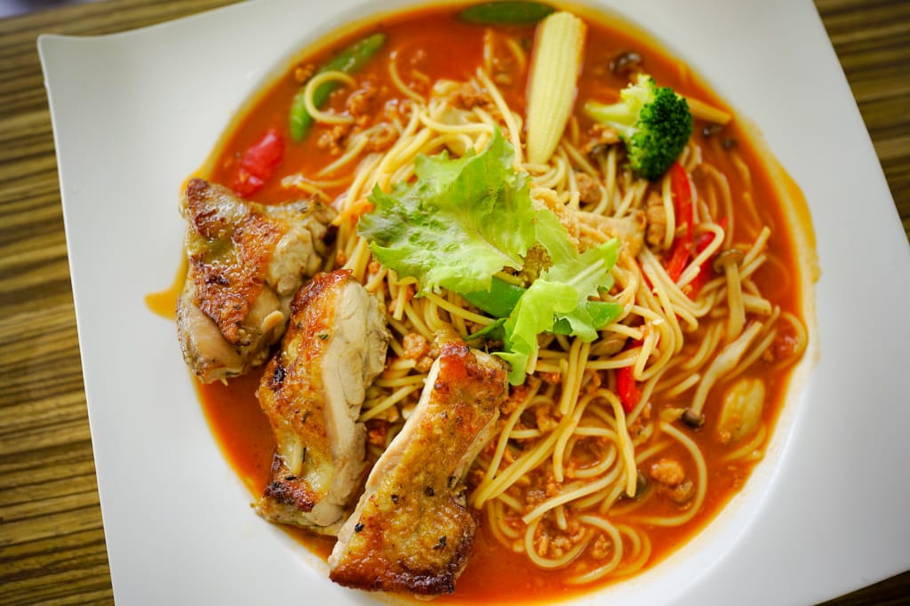 食記｜台南玉井 魔法森林景觀咖啡小餐館 森林環繞、玻璃天空步道 台南景觀餐廳推薦！