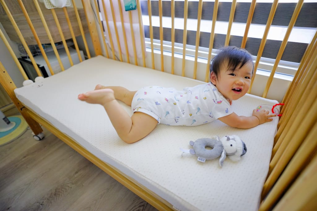 育兒分享｜嬰兒床墊推薦！cani生活有機棉 MIT透氣可水洗床墊 怕熱寶寶睡得安穩舒適的秘訣！