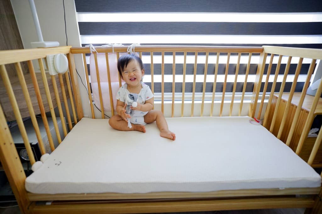 育兒分享｜嬰兒床墊推薦！cani生活有機棉 MIT透氣可水洗床墊 怕熱寶寶睡得安穩舒適的秘訣！