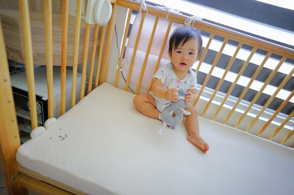 育兒分享｜嬰兒床墊推薦！cani生活有機棉 MIT透氣可水洗床墊 怕熱寶寶睡得安穩舒適的秘訣！