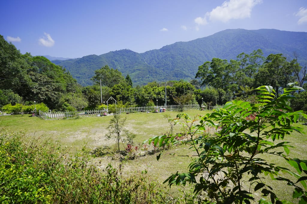 露營｜新竹尖石 迦得營地 超大雨棚營位推薦！親子露營戲水池、沙坑 包區雨棚獨立衛浴