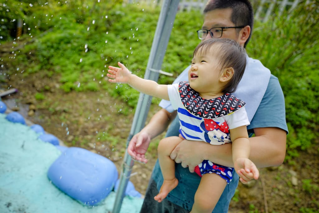 露營｜新竹尖石 迦得營地 超大雨棚營位推薦！親子露營戲水池、沙坑 包區雨棚獨立衛浴