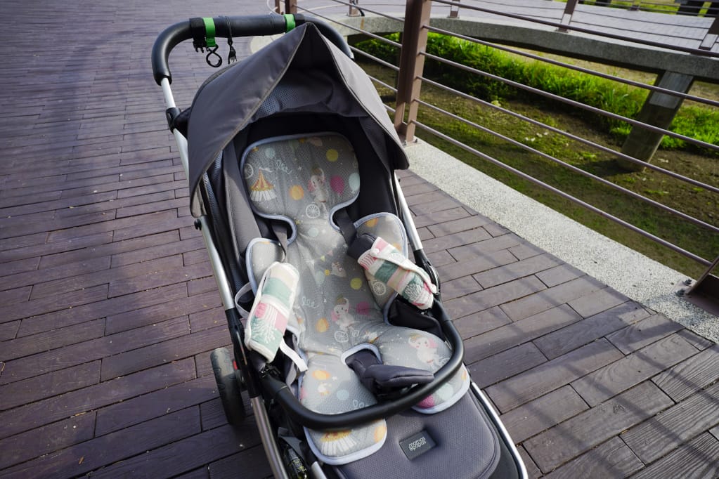 育兒分享|cani二代airwave可水洗涼感3D推車墊 嬰兒推車、汽座、安撫椅皆可使用 怕熱寶寶必備涼感坐墊! - 第4張圖 育兒分享|cani二代airwave可水洗涼感3D推車墊 嬰兒推車、汽座、安撫椅皆可使用 怕熱寶寶必備涼感坐墊!