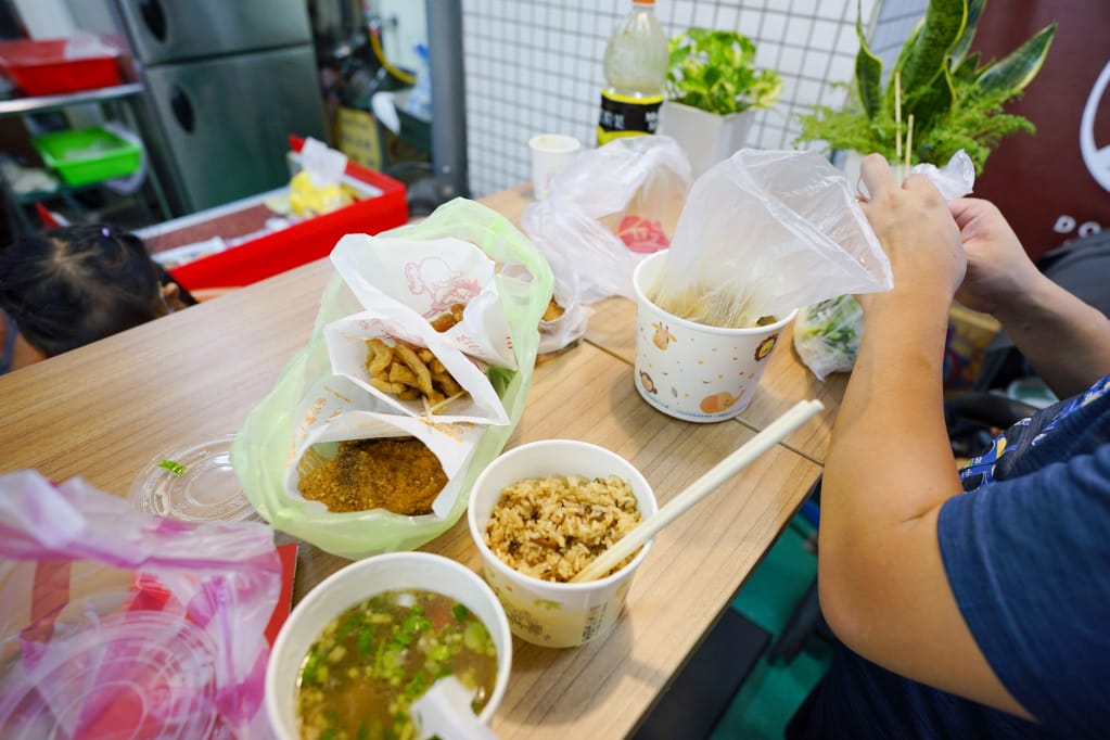 食記|桃園東門市場全新開幕 全聯、美食攤販進駐 美食街傳統小吃懷舊回味~ - 第14張圖 食記|桃園東門市場全新開幕 全聯、美食攤販進駐 美食街傳統小吃懷舊回味~
