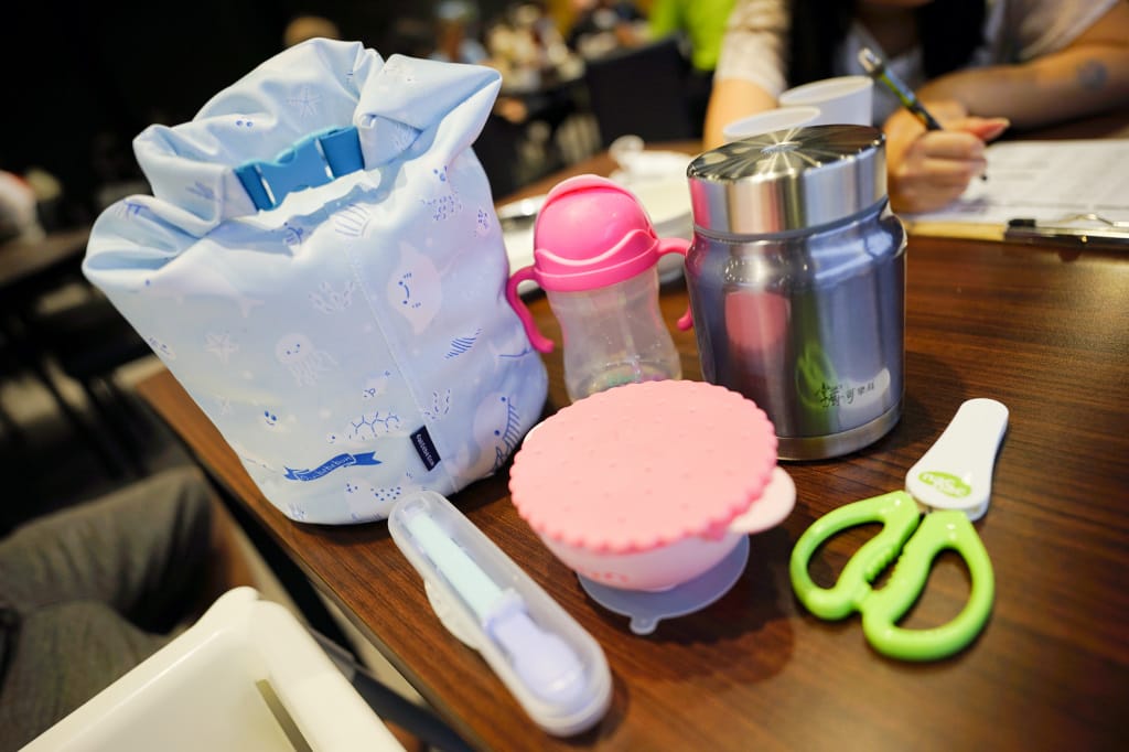 育兒分享｜Oui Bébé Bon 唯寶貝親子嚴選 Oui 空氣防水袋 環保輕量 寶寶餐袋、游泳袋多用途推薦！