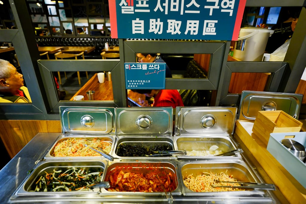 新北食記|火鍋第一品牌最狂排隊名店樂多多集團旗下辛韓道 新韓式時尚鍋料理(林口昕境店) 鍋物買一送一,林口昕境廣場韓式料理餐廳推薦! - 第7張圖 新北食記|火鍋第一品牌最狂排隊名店樂多多集團旗下辛韓道 新韓式時尚鍋料理(林口昕境店) 鍋物買一送一,林口昕境廣場韓式料理餐廳推薦!