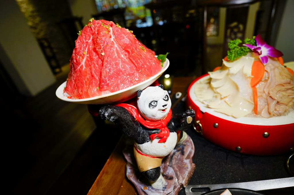 食記｜台北 小膳香成都麻辣火鍋 台北正宗四川麻辣火鍋推薦！今晚，誰來陪我喝花酒~