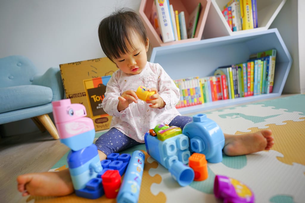 育兒分享｜幼兒玩具推薦！TOYSUB童益趣玩具出租(學齡前玩具、益智玩具推薦) 給寶寶更多元的玩具選擇，用租的比買的更划算～