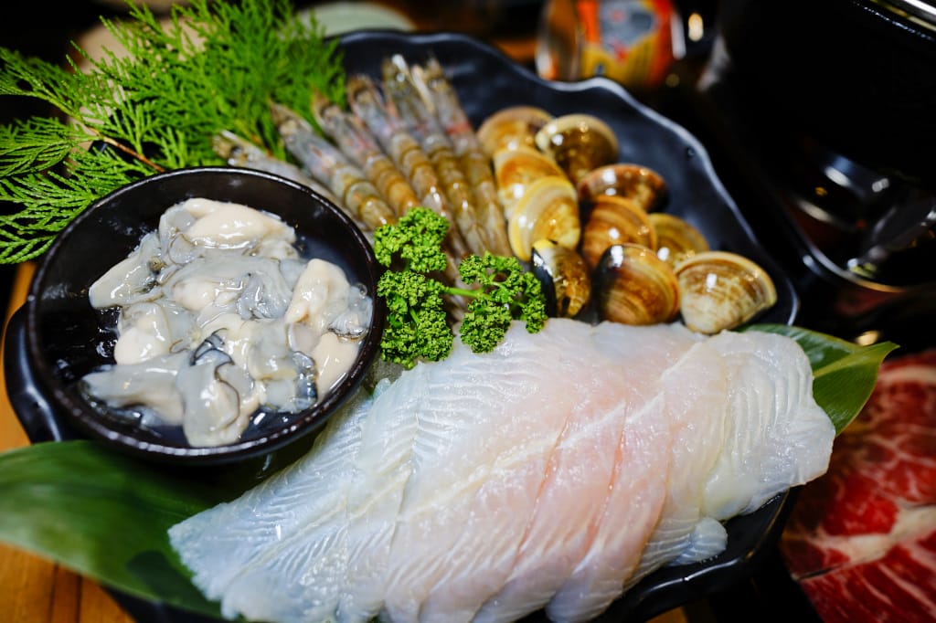 桃園食記|火鍋第一品牌「樂多多集團」旗下新品牌 日日鍋 日本職人鍋物專賣店(中壢大同店) 日式壽喜燒蔬菜吃到飽 桃園中壢火鍋推薦! - 第20張圖 桃園食記|火鍋第一品牌「樂多多集團」旗下新品牌 日日鍋 日本職人鍋物專賣店(中壢大同店) 日式壽喜燒蔬菜吃到飽 桃園中壢火鍋推薦!