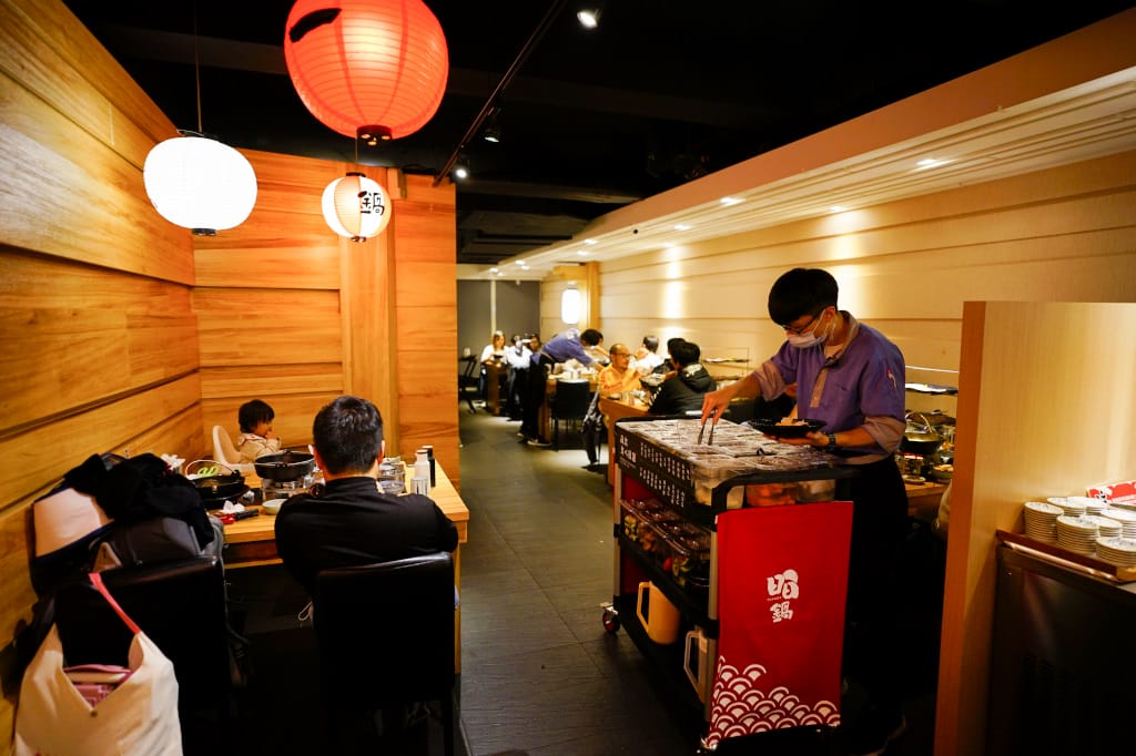 桃園食記|火鍋第一品牌「樂多多集團」旗下新品牌 日日鍋 日本職人鍋物專賣店(中壢大同店) 日式壽喜燒蔬菜吃到飽 桃園中壢火鍋推薦! - 第25張圖 桃園食記|火鍋第一品牌「樂多多集團」旗下新品牌 日日鍋 日本職人鍋物專賣店(中壢大同店) 日式壽喜燒蔬菜吃到飽 桃園中壢火鍋推薦!