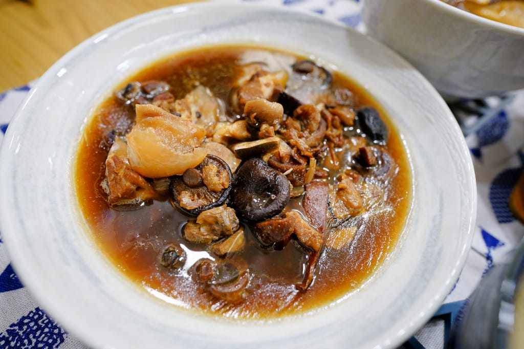 料理|秋紅饗-胡椒豬肚雞、魷魚螺肉蒜、五更腸旺、麻油猴頭菇 即時料理輕鬆上桌! - 第13張圖 料理|秋紅饗-胡椒豬肚雞、魷魚螺肉蒜、五更腸旺、麻油猴頭菇 即時料理輕鬆上桌!
