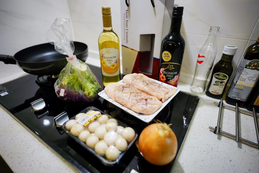 料理|嫩煎鴨胸佐紅酒醬食譜 Blossom Hill百花之丘夏多內白葡萄酒、百花之丘卡本內紅葡萄酒 全聯紅酒推薦!經典紅酒入菜,在家享受生日大餐~ - 第3張圖 料理|嫩煎鴨胸佐紅酒醬食譜 Blossom Hill百花之丘夏多內白葡萄酒、百花之丘卡本內紅葡萄酒 全聯紅酒推薦!經典紅酒入菜,在家享受生日大餐~