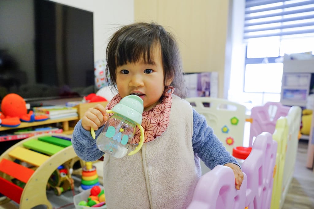 親子育兒｜bab培寶玩想像奶瓶 陪著孩子用想像力一起探索世界！玩想像PPSU奶瓶、TRITAN奶瓶、練習水杯推薦！