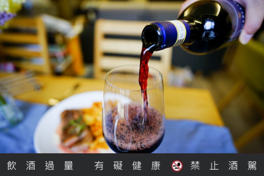 葡萄酒｜義大利凱撒城堡酒莊-紫色城堡 佐餐紅葡萄酒推薦！
