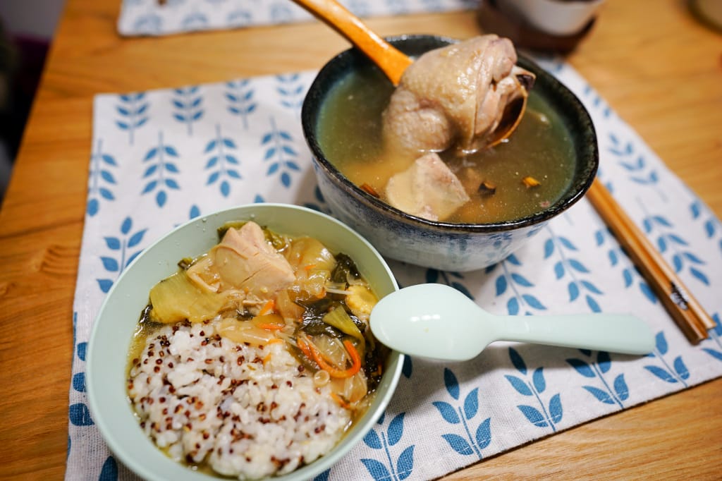 料理｜冷凍宅配料理包推薦！天冷暖胃湯品 混董創食 – 4.4盎司牛肉麵/煨湯禮盒開箱試吃心得