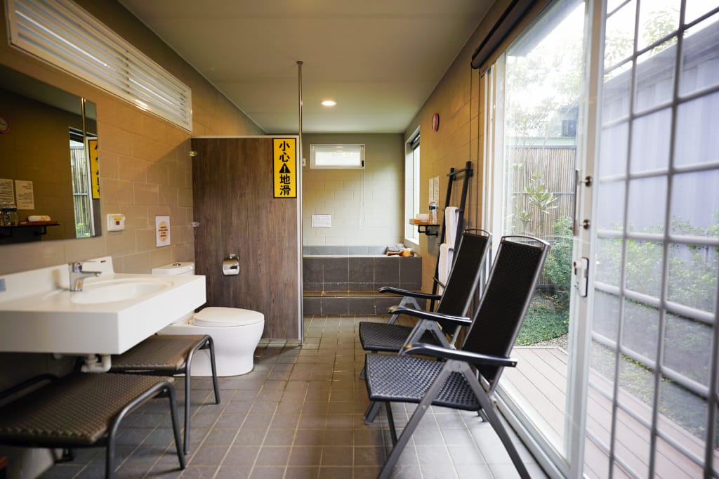 旅遊住宿｜台南 龜丹六二溫泉山房 獨立湯屋/大眾池 午餐火鍋很優秀，台南溫泉泡湯推薦！