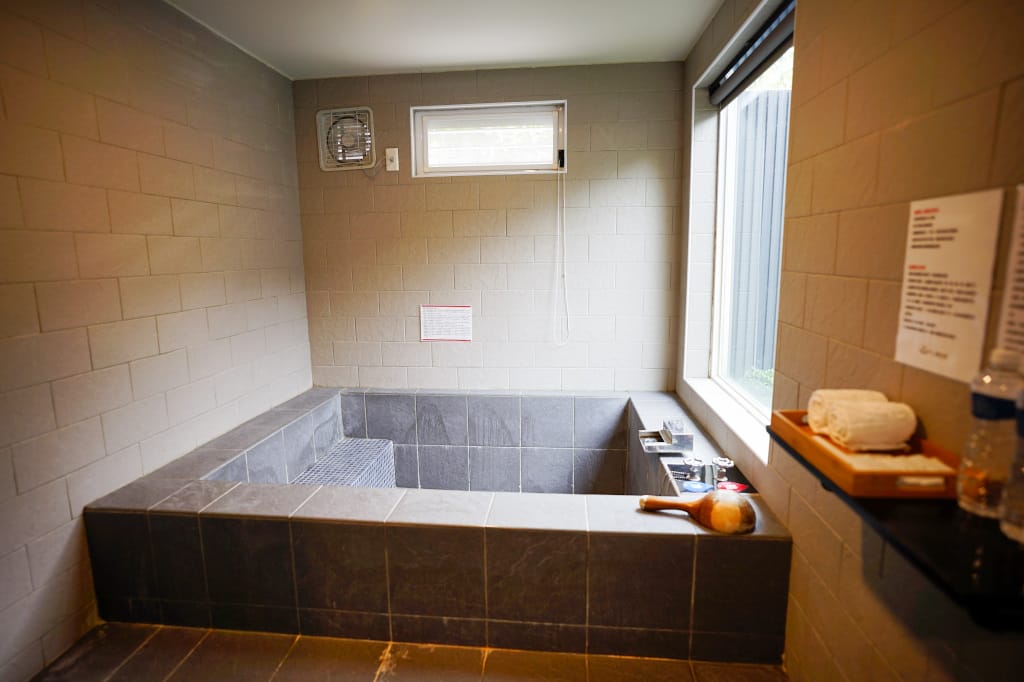 旅遊住宿｜台南 龜丹六二溫泉山房 獨立湯屋/大眾池 午餐火鍋很優秀，台南溫泉泡湯推薦！ - 奇奇一起玩樂趣