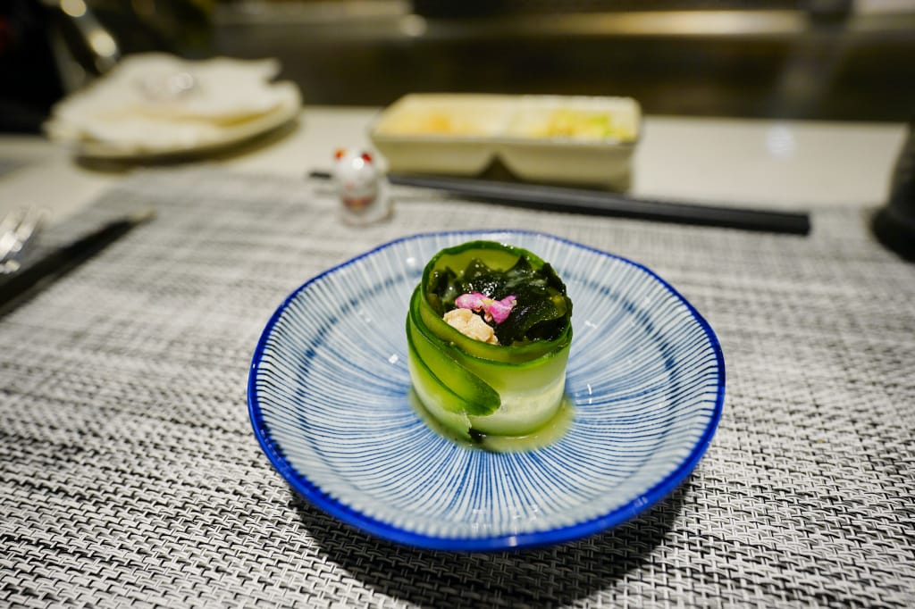 新北食記｜肉多多火鍋新品牌 明水然・樂(林口昕境店) 林口日式鐵板燒 日本A5和牛、龍蝦三吃 無菜單料理推薦！昕境廣場餐廳新開幕~ - 奇奇一起玩樂趣