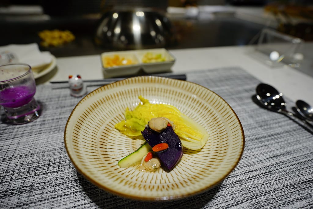 新北食記｜肉多多火鍋新品牌 明水然・樂(林口昕境店) 林口日式鐵板燒 日本A5和牛、龍蝦三吃 無菜單料理推薦！昕境廣場餐廳新開幕~ - 奇奇一起玩樂趣