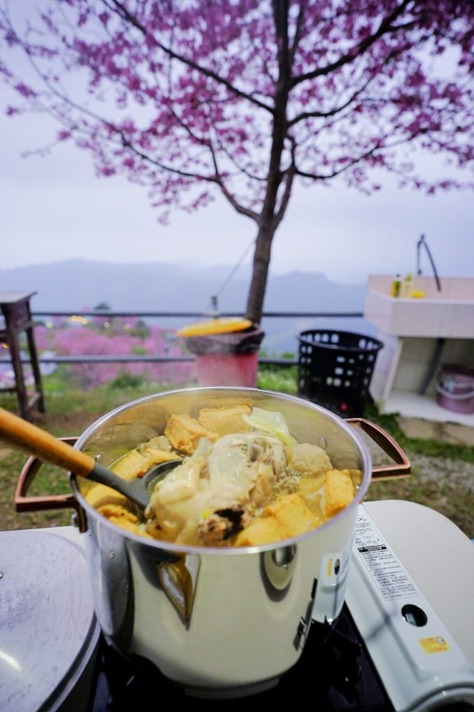 苗栗露營|泰安 司馬限山嵐露營區 櫻花盛開美景下露營 雲海瀑布、少帳包區營地推薦! - 第20張圖 苗栗露營|泰安 司馬限山嵐露營區 櫻花盛開美景下露營 雲海瀑布、少帳包區營地推薦!