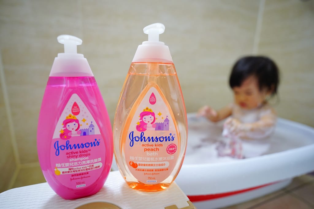 親子育兒|嬰兒沐浴乳、洗髮精推薦! Jbaby嬌生嬰兒公主沐浴露,給寶貝溫和的清潔魔法~(加入嬌生嬰兒會員,簡單集點換正貨) - 第2張圖 親子育兒|嬰兒沐浴乳、洗髮精推薦! Jbaby嬌生嬰兒公主沐浴露,給寶貝溫和的清潔魔法~(加入嬌生嬰兒會員,簡單集點換正貨)