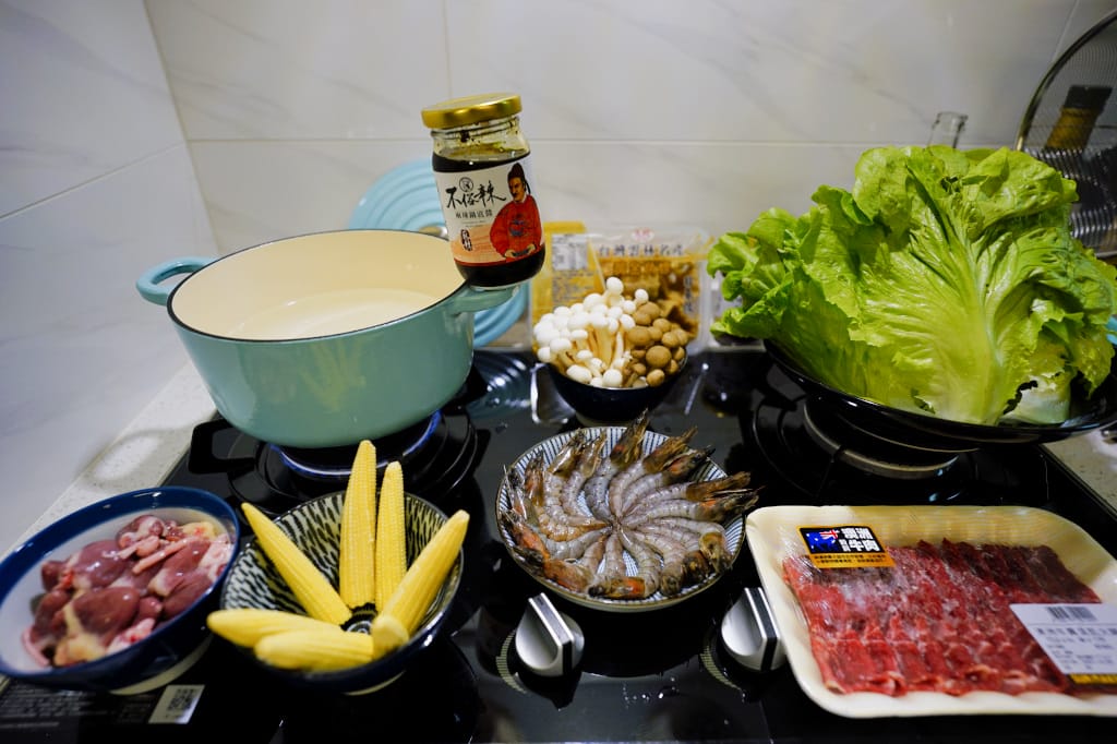 料理|麻辣醬伴手禮推薦!【美味大師】不俗辣辛饗嗜成禮盒 (辣椒醬+麻辣鍋底醬) 辣味鮮蝦蛋炒飯+牛肉麻辣燙 食譜分享~ - 第5張圖 料理|麻辣醬伴手禮推薦!【美味大師】不俗辣辛饗嗜成禮盒 (辣椒醬+麻辣鍋底醬) 辣味鮮蝦蛋炒飯+牛肉麻辣燙 食譜分享~