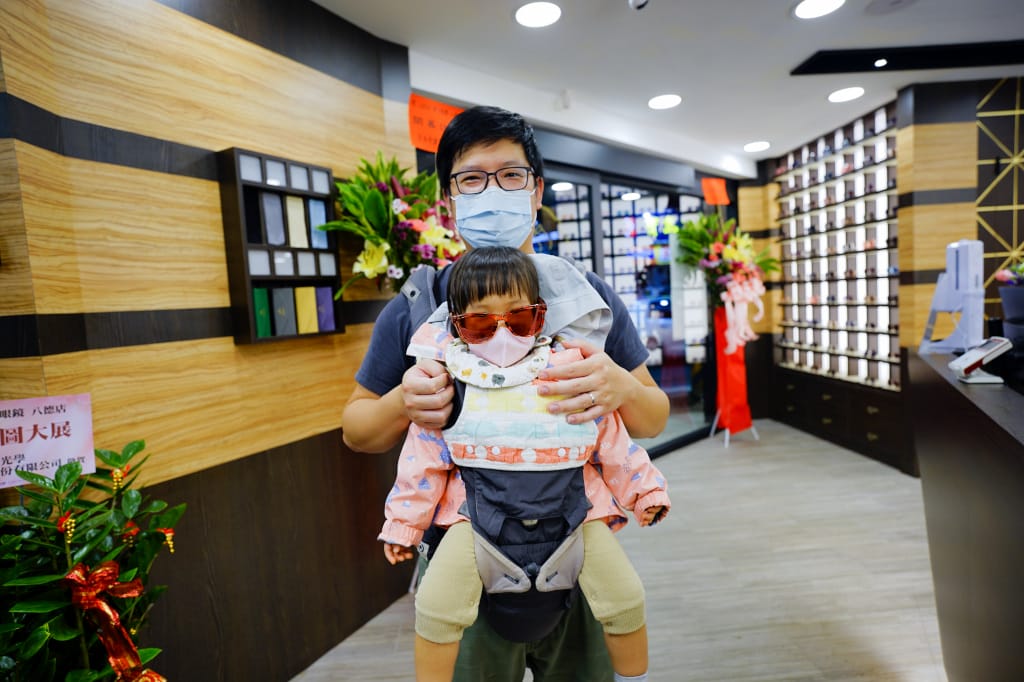 配鏡｜LOHAS樂活眼鏡(桃園八德門市)新開幕 抗藍光/非球面鏡片 透明價格 配鏡經驗分享推薦！