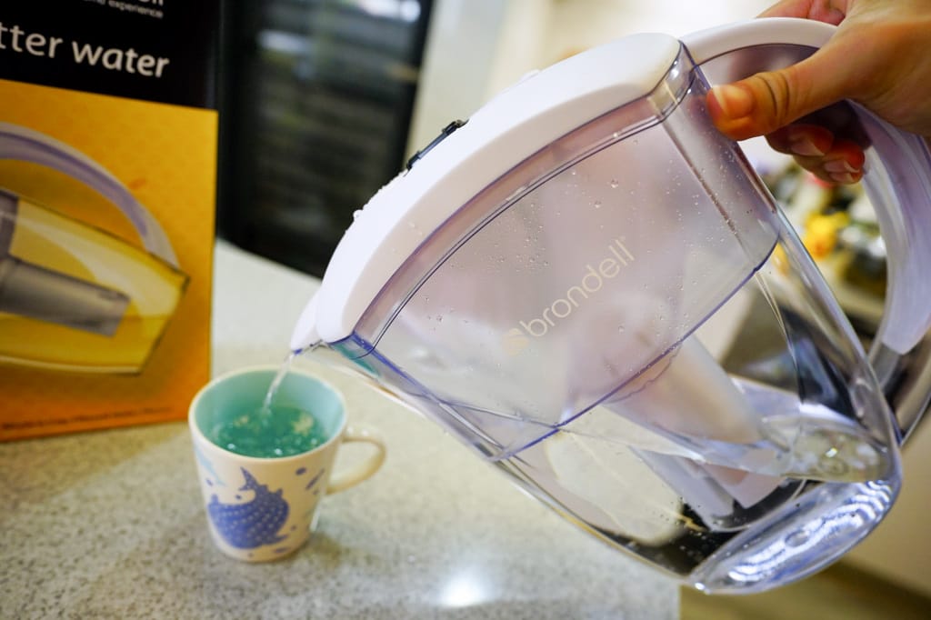 生活用品｜Brondell 美國邦特爾純淨濾水壺 首創4階長效型濾蕊 - 奇奇一起玩樂趣