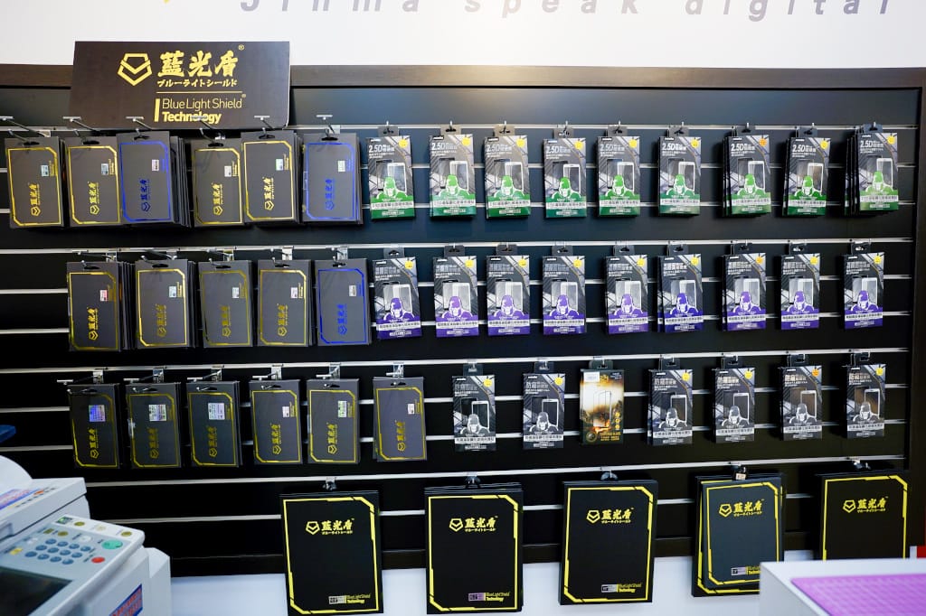 手機周邊|桃園金馬講數位(慈文店)藍光盾特約門市貼膜推薦(2022母親節活動)-Samsung S20FE藍光盾保護貼 抗藍光專利SGS! - 第10張圖 手機周邊|桃園金馬講數位(慈文店)藍光盾特約門市貼膜推薦(2022母親節活動)-Samsung S20FE藍光盾保護貼 抗藍光專利SGS!