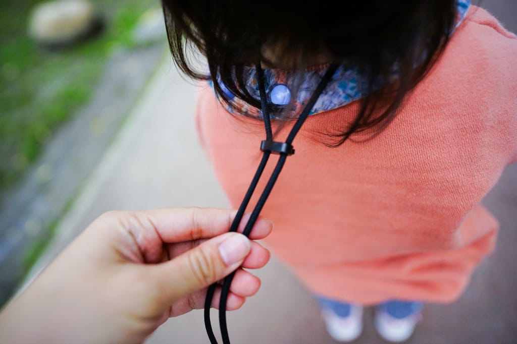 小物開箱｜通勤上班族必備！超實用0.9 Badge 雙面感應 證件套 - 奇奇一起玩樂趣