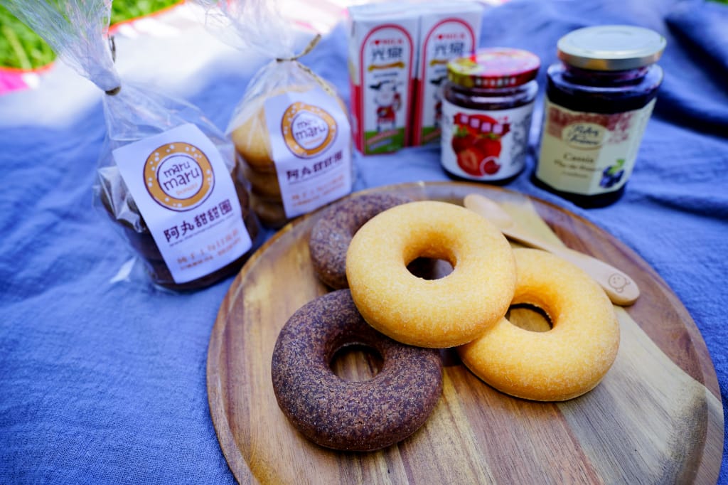 宅配甜點｜阿丸甜甜圈(無麩質甜甜圈) 露營、野餐必備之超好吃甜甜圈，冷凍宅配甜點推薦！ - 奇奇一起玩樂趣
