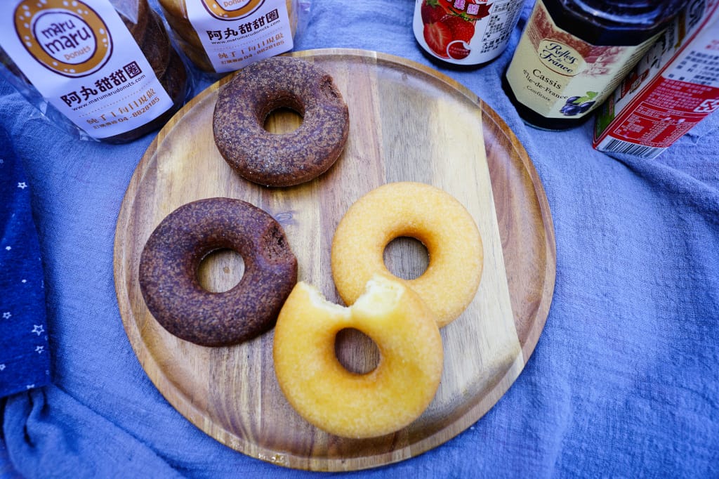 宅配甜點｜阿丸甜甜圈(無麩質甜甜圈) 露營、野餐必備之超好吃甜甜圈，冷凍宅配甜點推薦！ - 奇奇一起玩樂趣