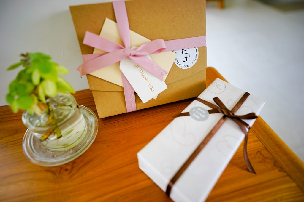 親子育兒｜2022最溫暖的母親節禮物推薦！印簿玩Ｘ幸福山丘母親節聯名 (自己動手做相片書-Mini精裝書親子相簿+木紋千層蛋糕)