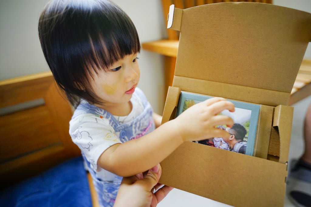 親子育兒｜2022最溫暖的母親節禮物推薦！印簿玩Ｘ幸福山丘母親節聯名 (自己動手做相片書-Mini精裝書親子相簿+木紋千層蛋糕)