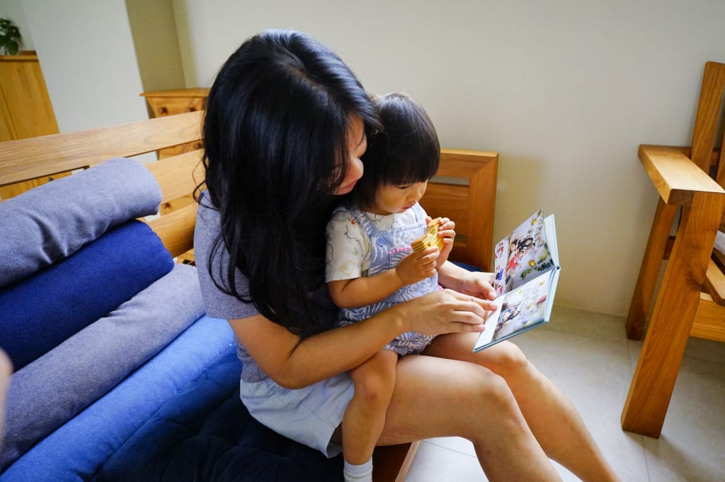 親子育兒｜2022最溫暖的母親節禮物推薦！印簿玩Ｘ幸福山丘母親節聯名 (自己動手做相片書-Mini精裝書親子相簿+木紋千層蛋糕)