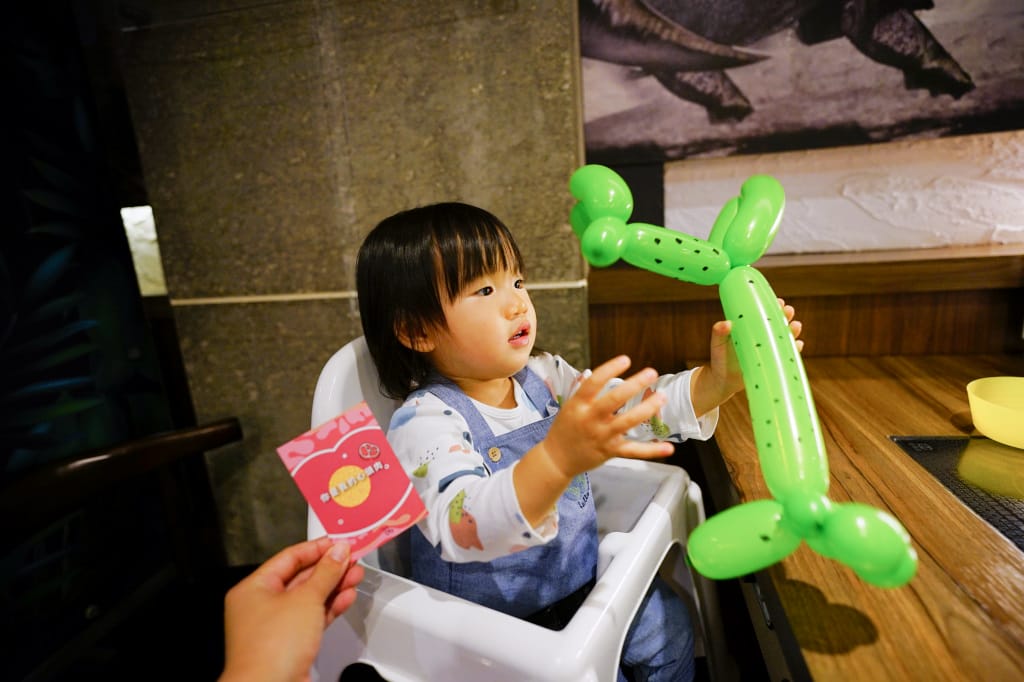 新竹食記｜火鍋第一品牌樂多多集團排隊宵夜名店 肉多多火鍋（竹北光明店）爽快吃肉，新竹宵夜火鍋推薦！