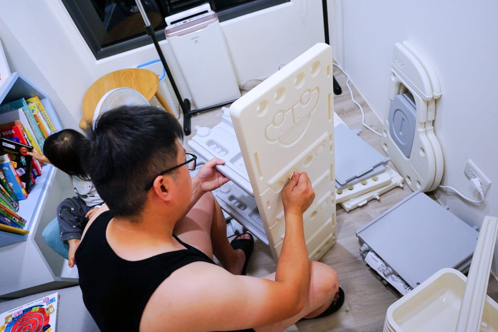 親子育兒|Caring多功能兒童收納櫃-童趣小汽車款 兒童玩具收納櫃推薦!童趣北歐風兒童房佈置~ - 第3張圖 親子育兒|Caring多功能兒童收納櫃-童趣小汽車款 兒童玩具收納櫃推薦!童趣北歐風兒童房佈置~