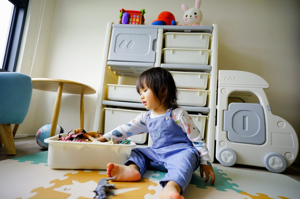 親子育兒|Caring多功能兒童收納櫃-童趣小汽車款 兒童玩具收納櫃推薦!童趣北歐風兒童房佈置~ - 第16張圖 親子育兒|Caring多功能兒童收納櫃-童趣小汽車款 兒童玩具收納櫃推薦!童趣北歐風兒童房佈置~