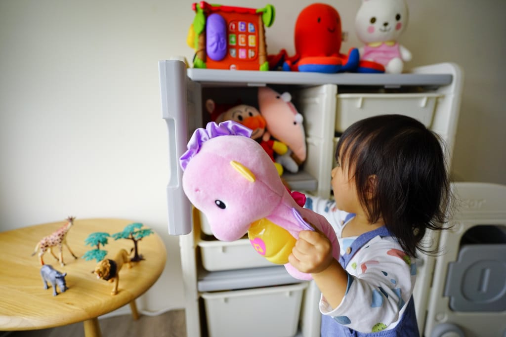 親子育兒|Caring多功能兒童收納櫃-童趣小汽車款 兒童玩具收納櫃推薦!童趣北歐風兒童房佈置~ - 第8張圖 親子育兒|Caring多功能兒童收納櫃-童趣小汽車款 兒童玩具收納櫃推薦!童趣北歐風兒童房佈置~