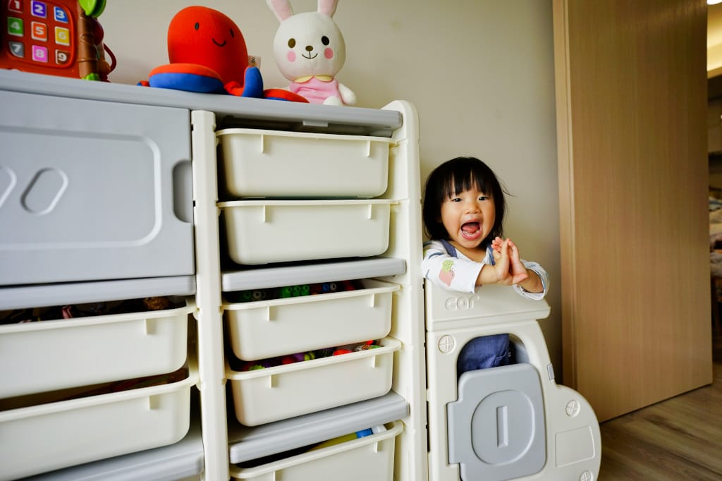 親子育兒|Caring多功能兒童收納櫃-童趣小汽車款 兒童玩具收納櫃推薦!童趣北歐風兒童房佈置~ - 第22張圖 親子育兒|Caring多功能兒童收納櫃-童趣小汽車款 兒童玩具收納櫃推薦!童趣北歐風兒童房佈置~