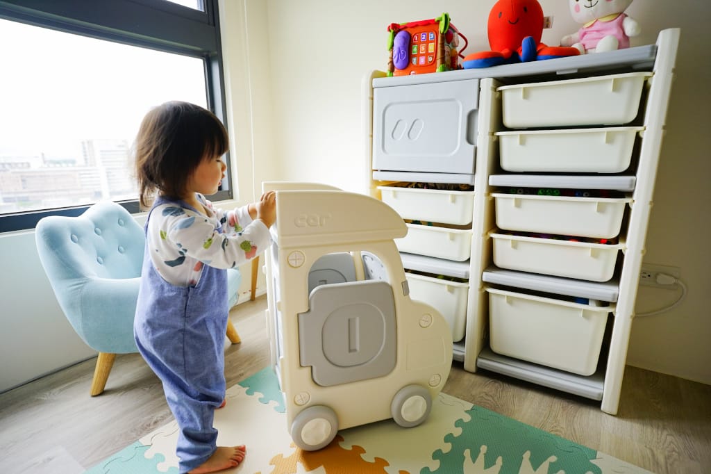 親子育兒|Caring多功能兒童收納櫃-童趣小汽車款 兒童玩具收納櫃推薦!童趣北歐風兒童房佈置~ - 第24張圖 親子育兒|Caring多功能兒童收納櫃-童趣小汽車款 兒童玩具收納櫃推薦!童趣北歐風兒童房佈置~