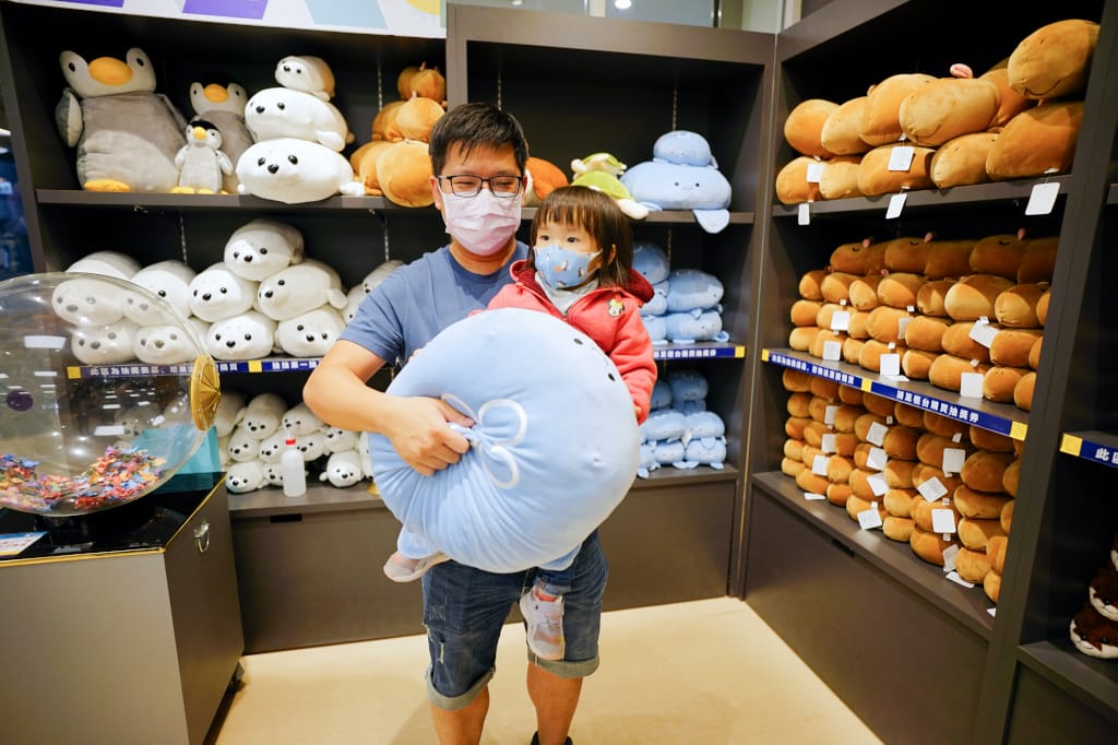桃園旅遊｜桃園親子景點 Xpark水族館 都會型水生公園（kkday購票）桃園雨天室內景點推薦！還可以近距離跟企鵝一起用餐~