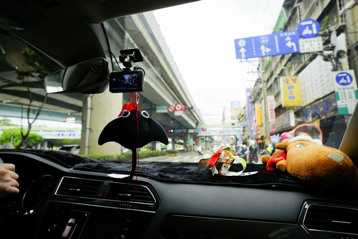 汽車隔熱紙｜新北汽車隔熱紙推薦！福斯Tiguan隔熱紙舊換新推薦！中和奕盛汽車隔熱紙－Deno丹龍菁英GH系列隔熱紙