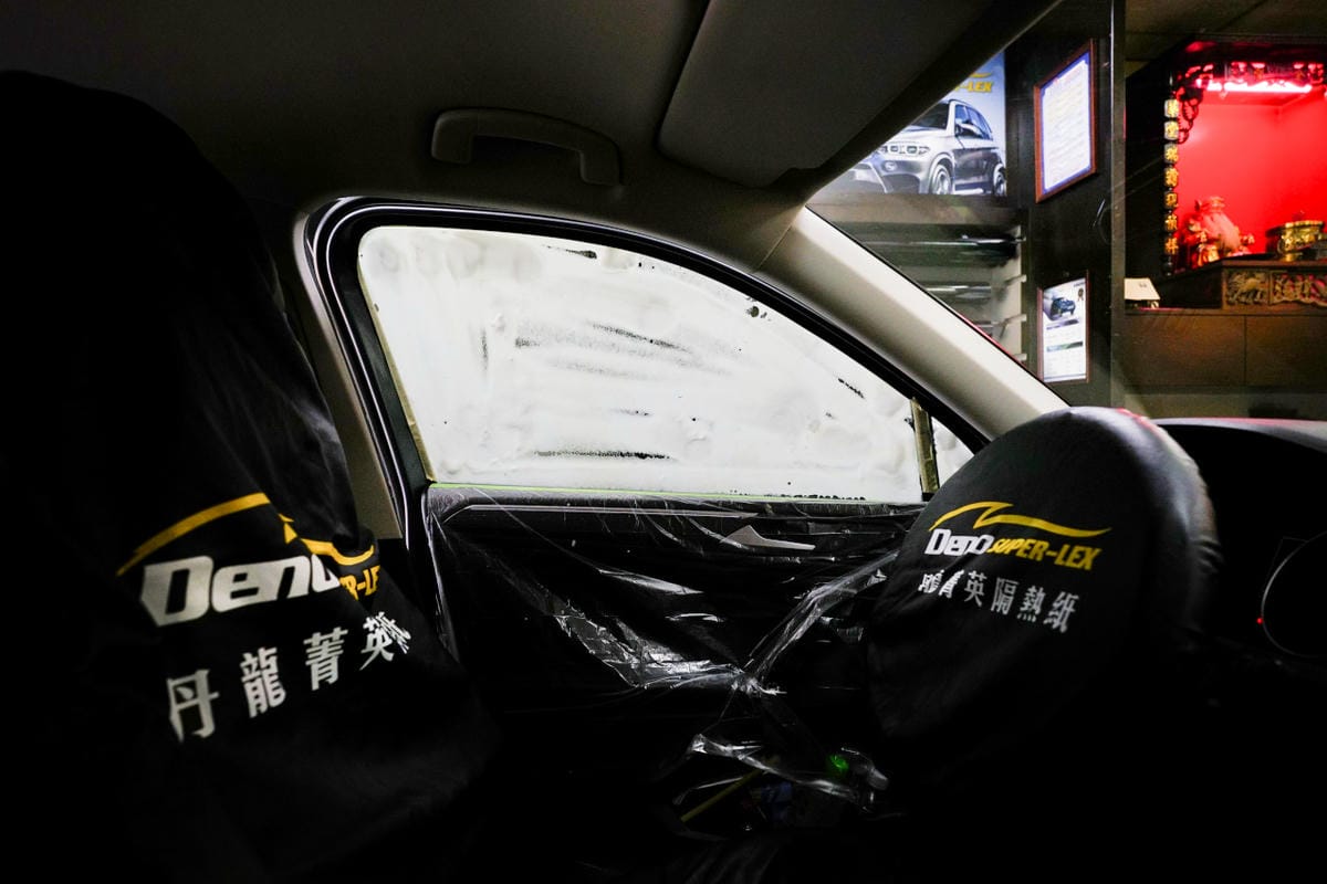 汽車隔熱紙｜新北汽車隔熱紙推薦！福斯Tiguan隔熱紙舊換新推薦！中和奕盛汽車隔熱紙－Deno丹龍菁英GH系列隔熱紙