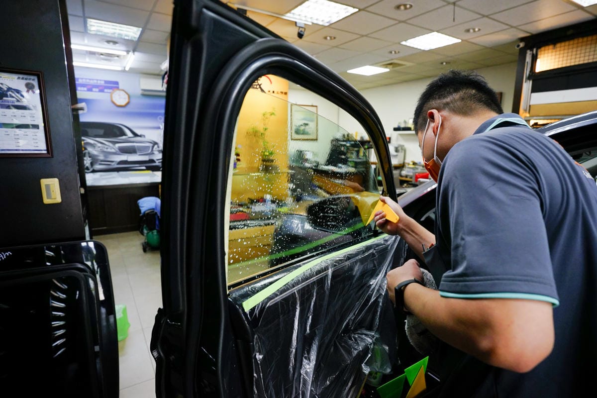 汽車隔熱紙｜新北汽車隔熱紙推薦！福斯Tiguan隔熱紙舊換新推薦！中和奕盛汽車隔熱紙－Deno丹龍菁英GH系列隔熱紙
