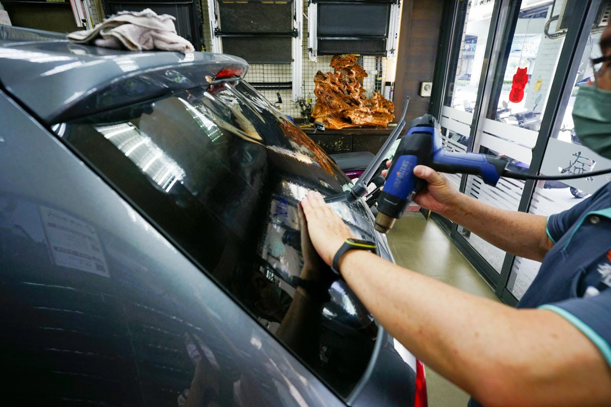 汽車隔熱紙｜新北汽車隔熱紙推薦！福斯Tiguan隔熱紙舊換新推薦！中和奕盛汽車隔熱紙－Deno丹龍菁英GH系列隔熱紙