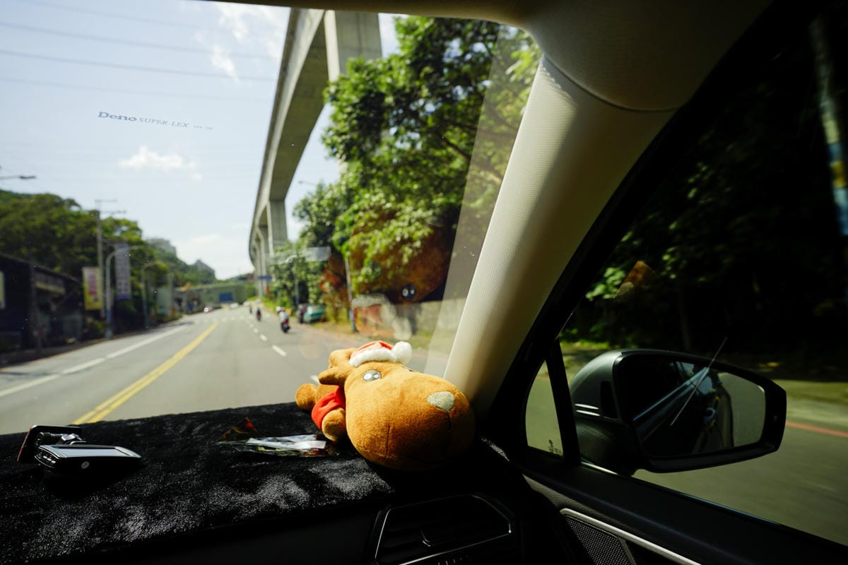 汽車隔熱紙｜新北汽車隔熱紙推薦！福斯Tiguan隔熱紙舊換新推薦！中和奕盛汽車隔熱紙－Deno丹龍菁英GH系列隔熱紙