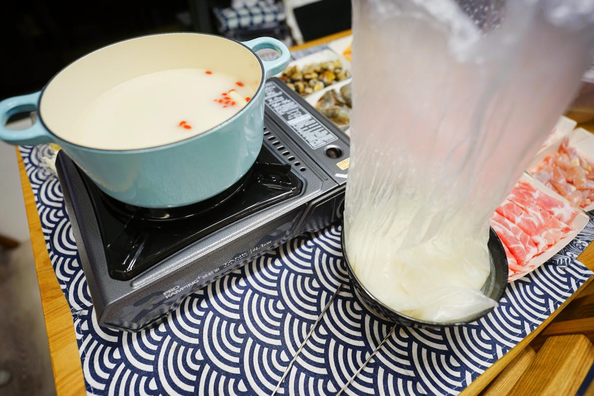 新北食記|火鍋第一品牌樂多多集團 肉多多火鍋外帶餐(三重正義店)低於49折,多3元多3件 火鍋外帶推薦! - 第6張圖 新北食記|火鍋第一品牌樂多多集團 肉多多火鍋外帶餐(三重正義店)低於49折,多3元多3件 火鍋外帶推薦!