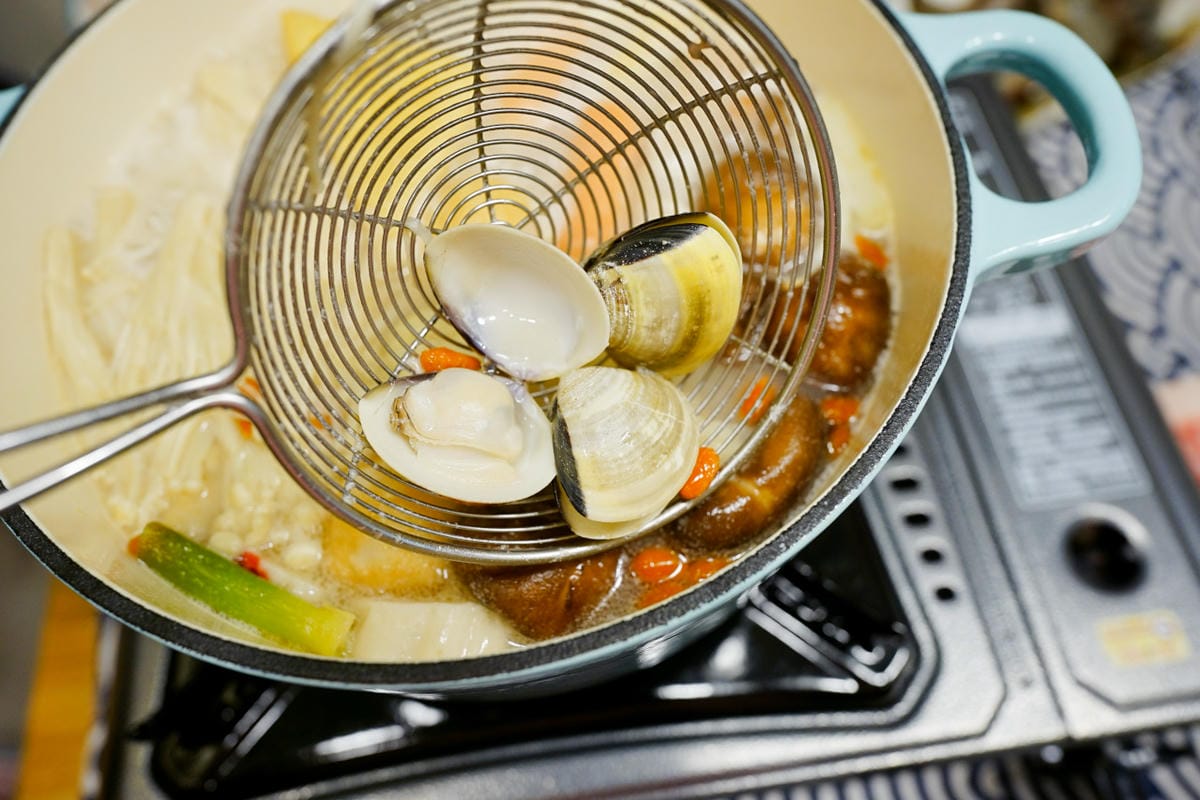 新北食記|火鍋第一品牌樂多多集團 肉多多火鍋外帶餐(三重正義店)低於49折,多3元多3件 火鍋外帶推薦! - 第27張圖 新北食記|火鍋第一品牌樂多多集團 肉多多火鍋外帶餐(三重正義店)低於49折,多3元多3件 火鍋外帶推薦!