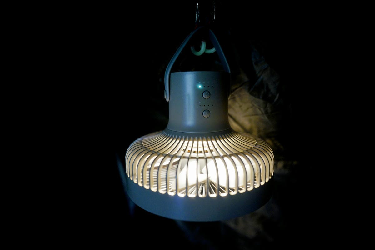 露營用品|露營用電風扇推薦!SANSUI山水 充電式露營風扇(SHF-W55) 掛立兩用USB風扇 LED照明+遠程遙控+超大電量 - 第16張圖 露營用品|露營用電風扇推薦!SANSUI山水 充電式露營風扇(SHF-W55) 掛立兩用USB風扇 LED照明+遠程遙控+超大電量